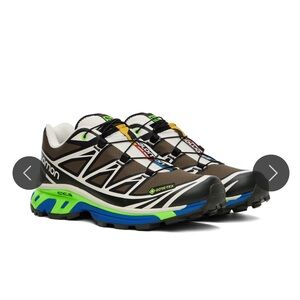 Limited Edition NWT Salomon X SSENSE collab  Shoes